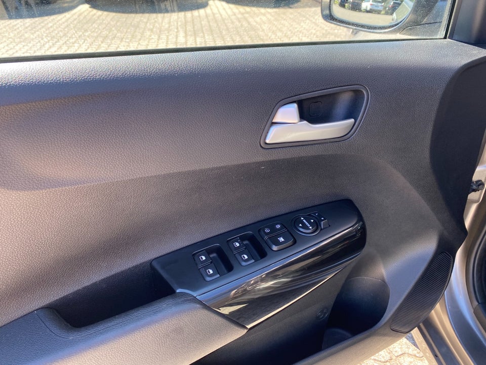 Kia Picanto 1,0 MPi Attraction 5d