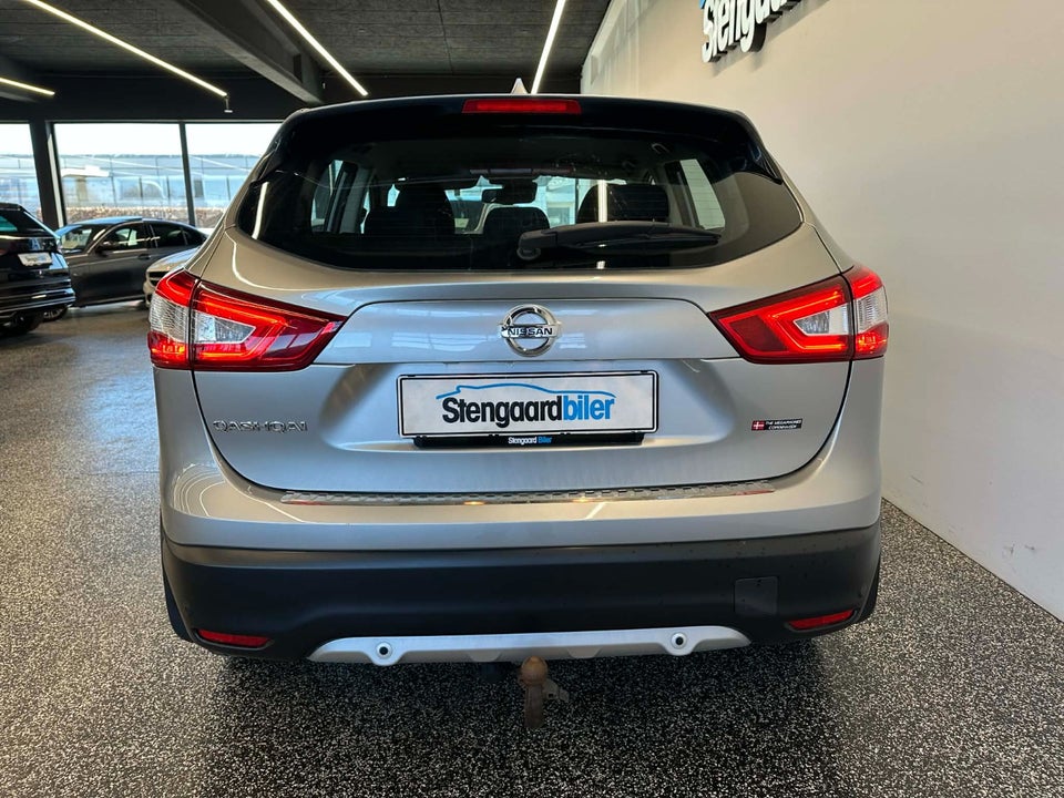 Nissan Qashqai 1,2 Dig-T 115 Acenta 5d
