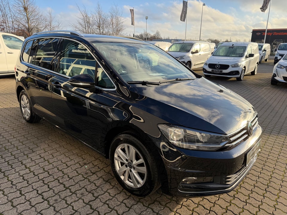 VW Touran 2,0 TDi 150 Highline+ DSG Van 5d