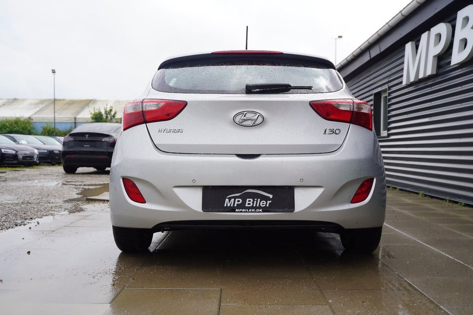 Hyundai i30 1,6 CRDi 110 Trend 5d