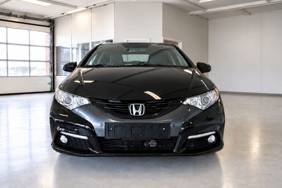 Honda Civic 2,2 i-DTEC Executive 5d
