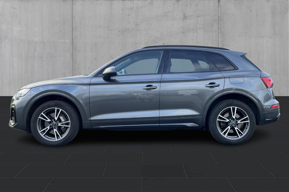 Audi Q5 50 TFSi e S-line quattro S-tr. 5d