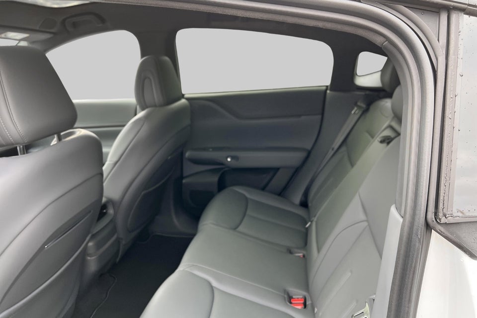 Xpeng G6 Performance 5d