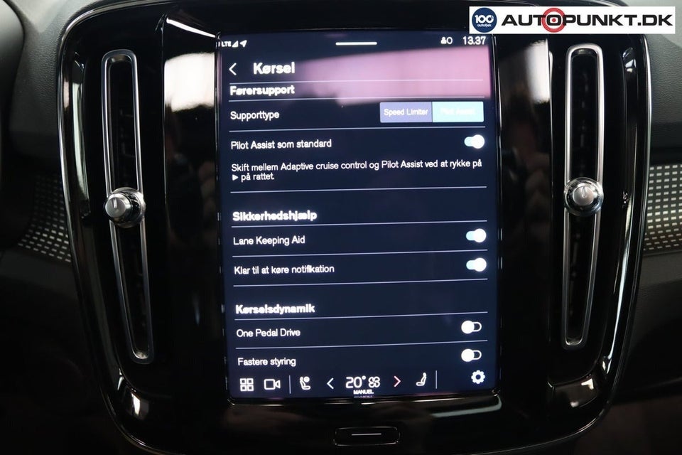 Volvo XC40 P8 ReCharge Twin Pro 5d