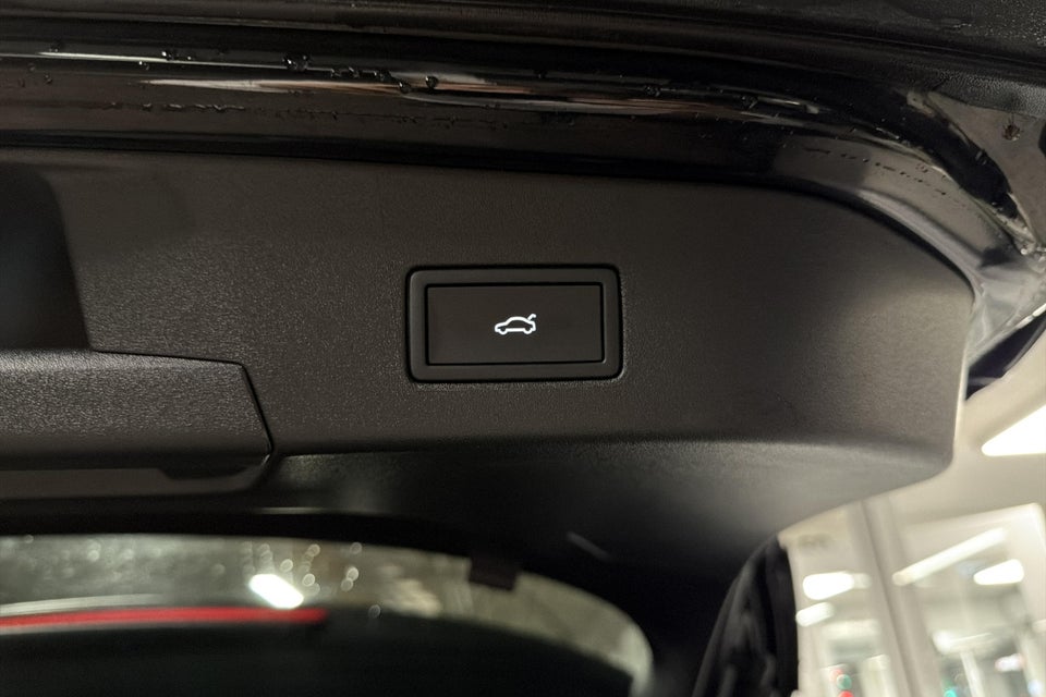 VW ID.4 77 Pro 4Motion 5d