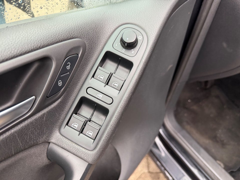 VW Golf VI 1,2 TSi 105 Comfortline BMT 5d