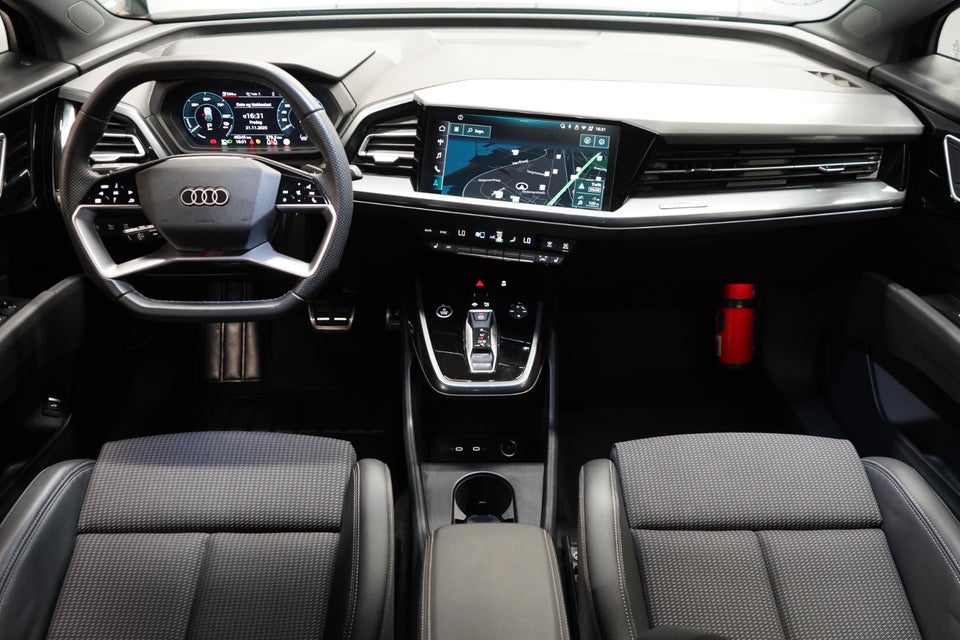 Audi Q4 e-tron 45 S-line 5d