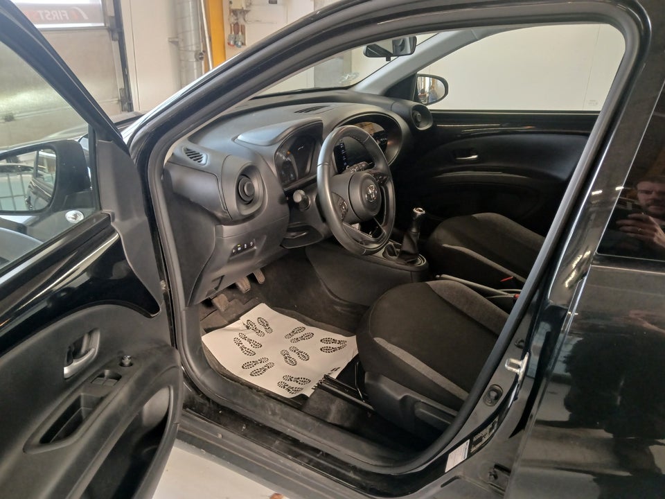 Toyota Aygo X 1,0 Play Comfort 5d