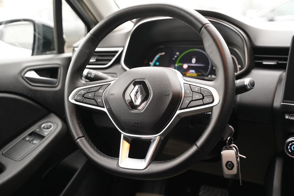Renault Clio V 1,6 E-Tech Intens 5d
