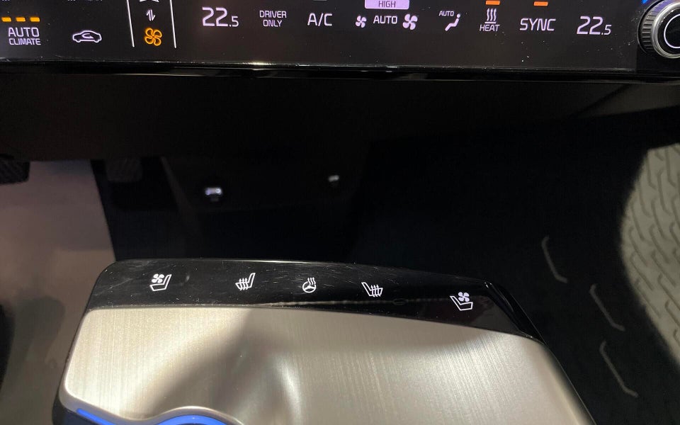 Kia EV6 77 Long Range Performance Upgrade AWD 5d