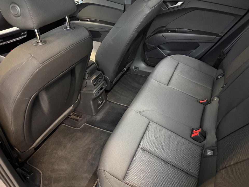 Audi Q4 e-tron 40 Proline 5d