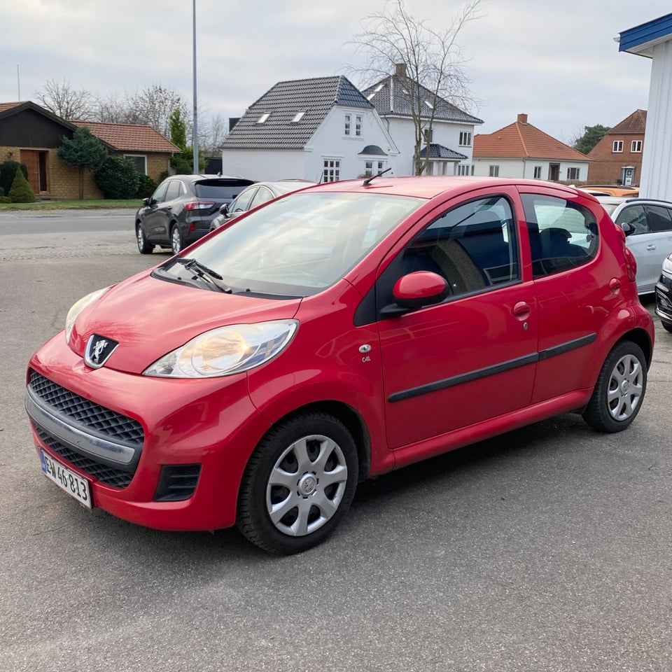 Peugeot 107 1,0 Active 5d