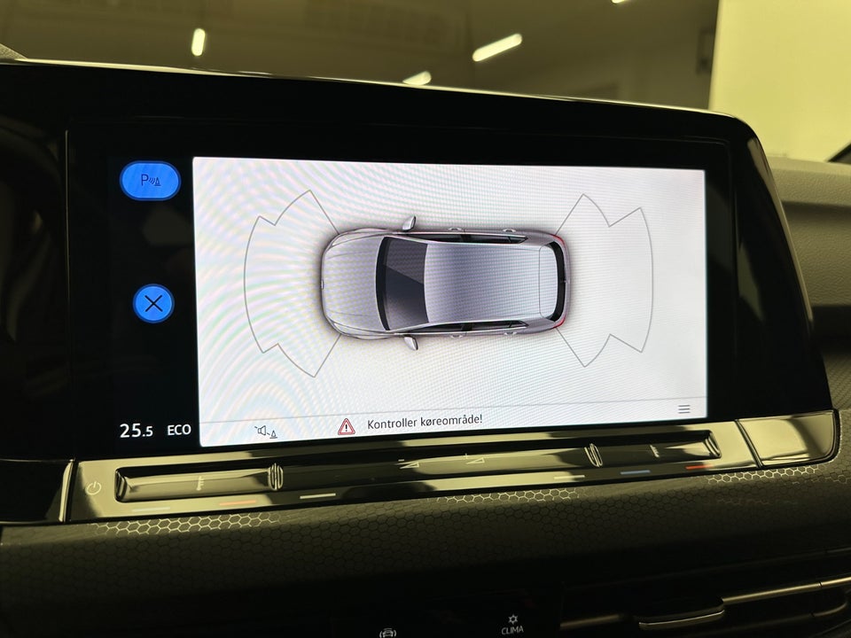 VW Golf VIII 1,4 GTE DSG 5d