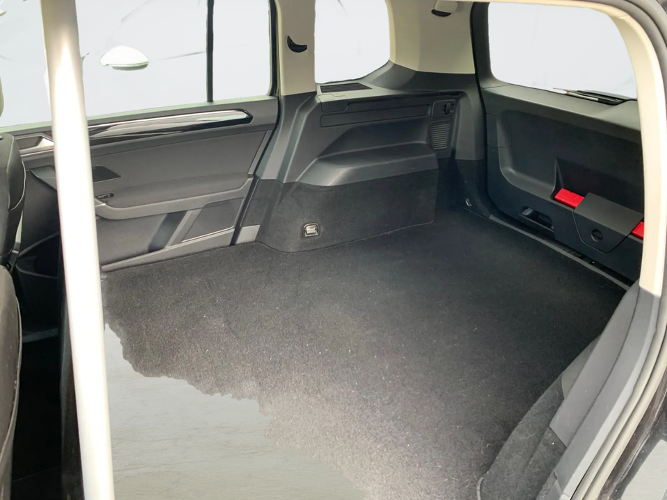 VW Touran 2,0 TDi 150 Comfortline DSG Van 5d