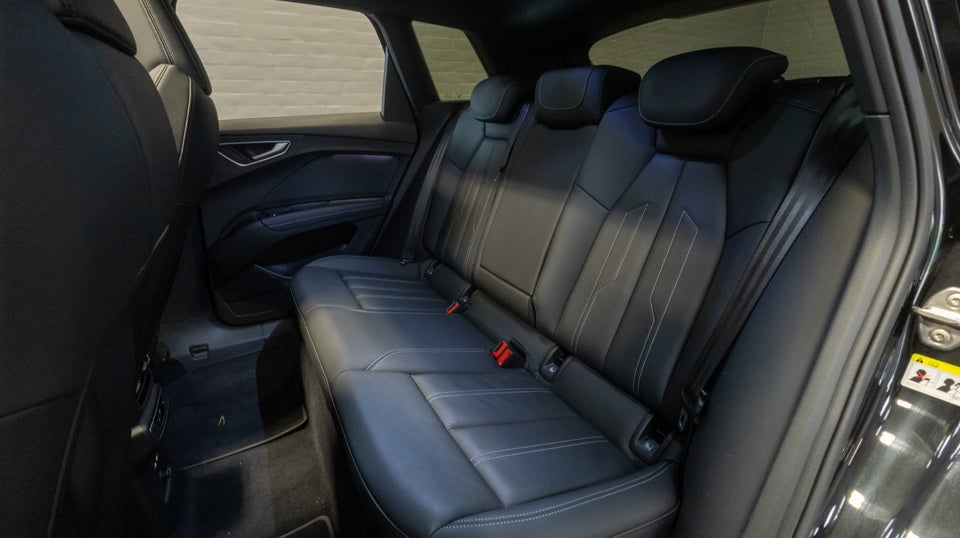 Audi Q4 e-tron 40 Advanced S-line 5d