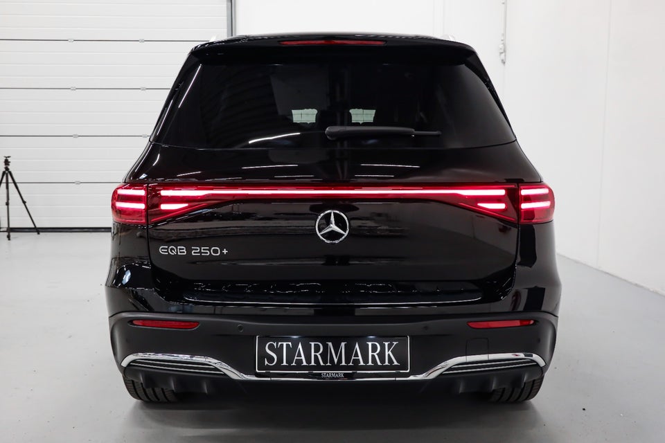 Mercedes EQB250+ AMG Advance 5d