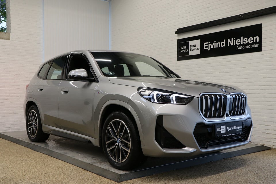 BMW iX1 xDrive30 M-Sport 5d