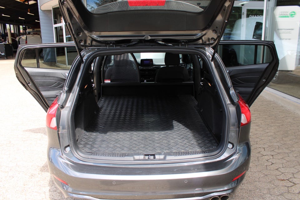 Ford Focus 1,0 EcoBoost mHEV ST-Line stc. Van 5d