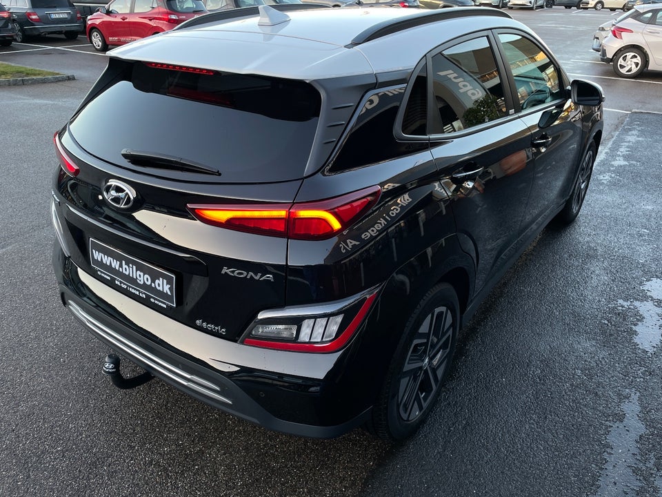 Hyundai Kona 64 EV Premium 5d