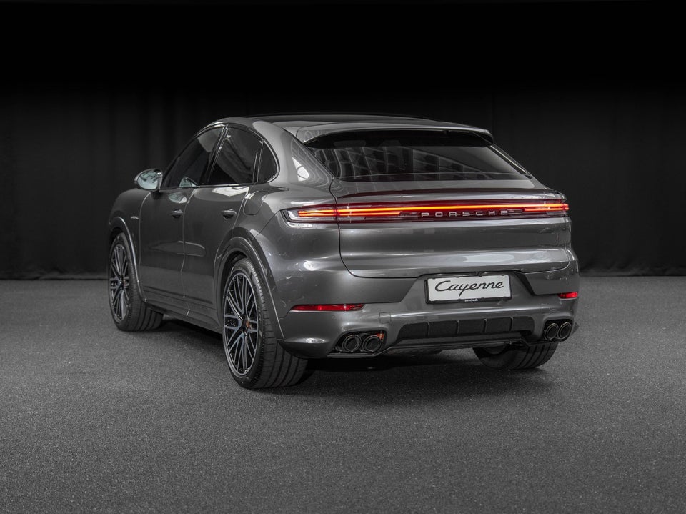 Porsche Cayenne 3,0 E-Hybrid Coupé Tiptr. 5d