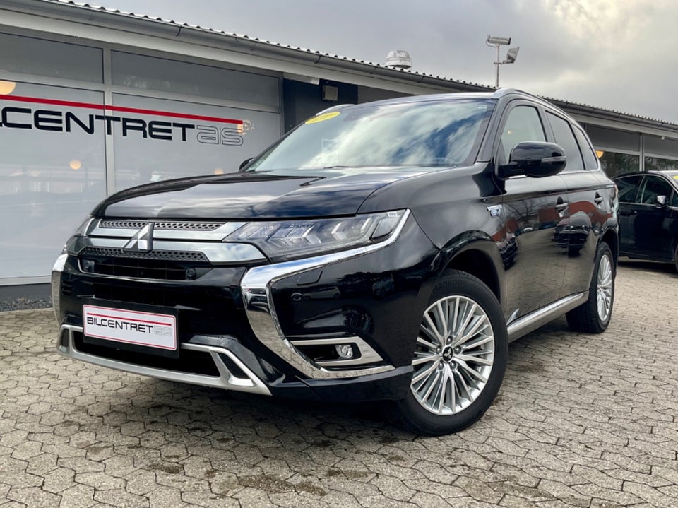 Mitsubishi Outlander 2,4 PHEV Intense CVT 4WD 5d