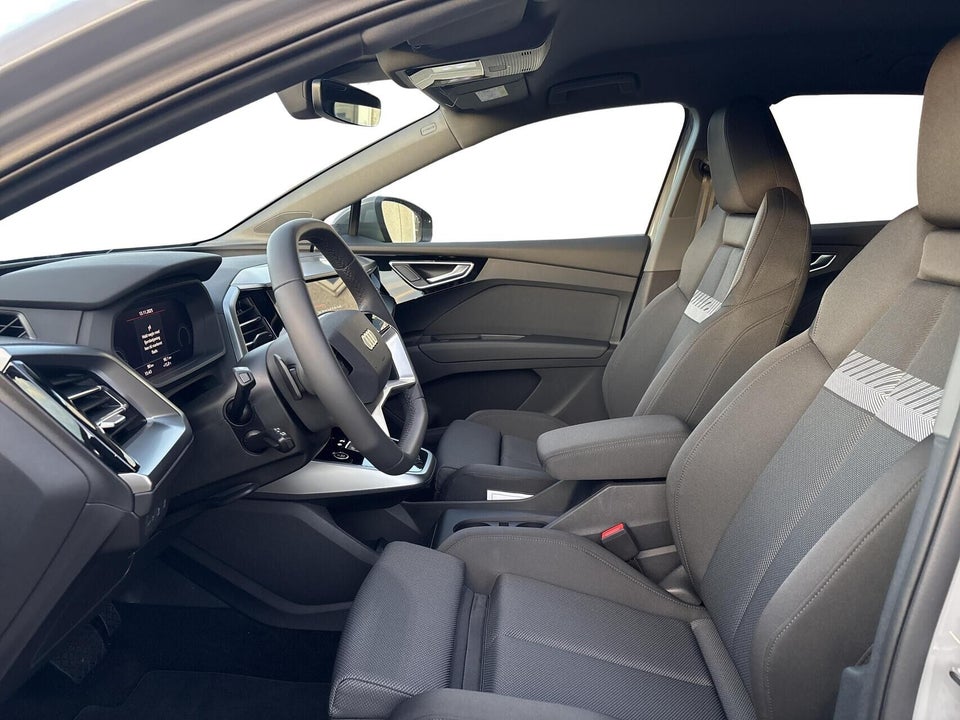 Audi Q4 e-tron 45 Progress quattro 5d