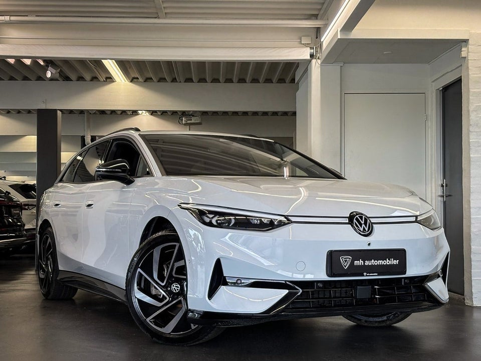 VW ID.7 86 Style S Tourer 5d