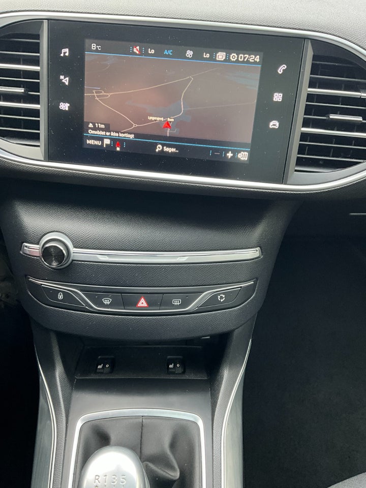 Peugeot 308 1,5 BlueHDi 130 Selection Sky SW 5d