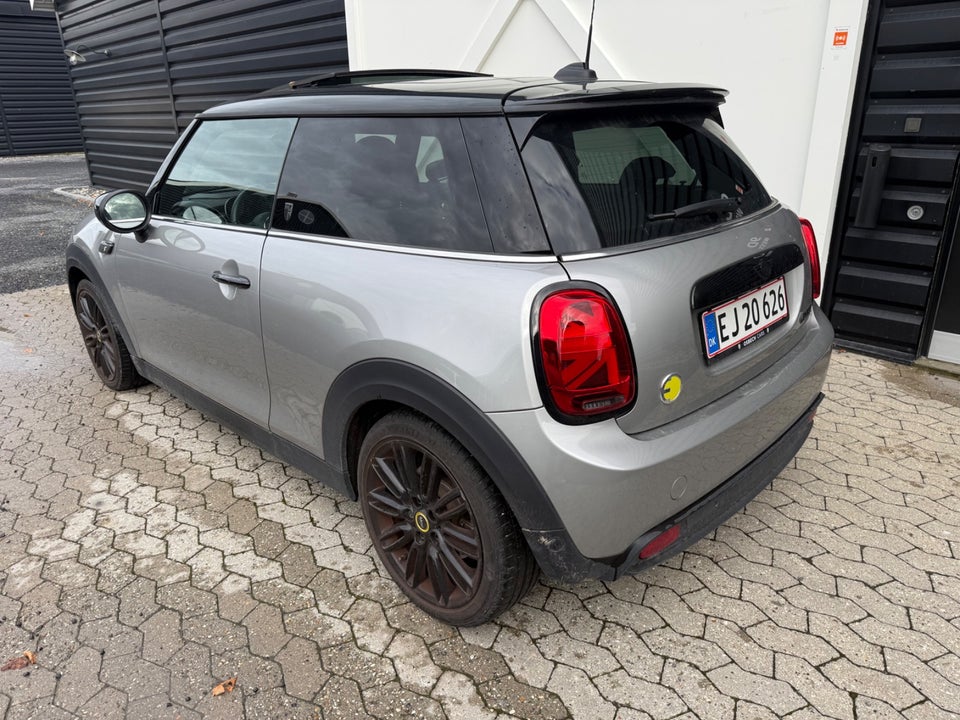 MINI Cooper SE Maximise 3d