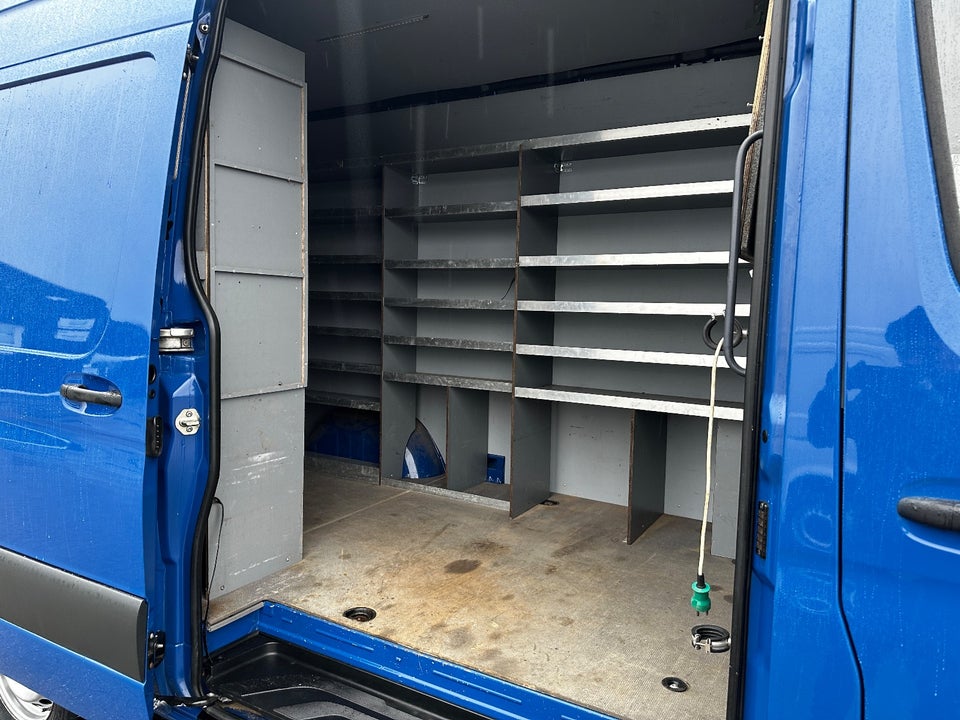 Mercedes Sprinter 319 3,0 CDi A2 Kassevogn aut. RWD