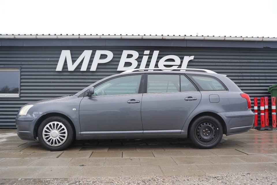 Toyota Avensis 1,8 VVT-i Elegance stc. 5d