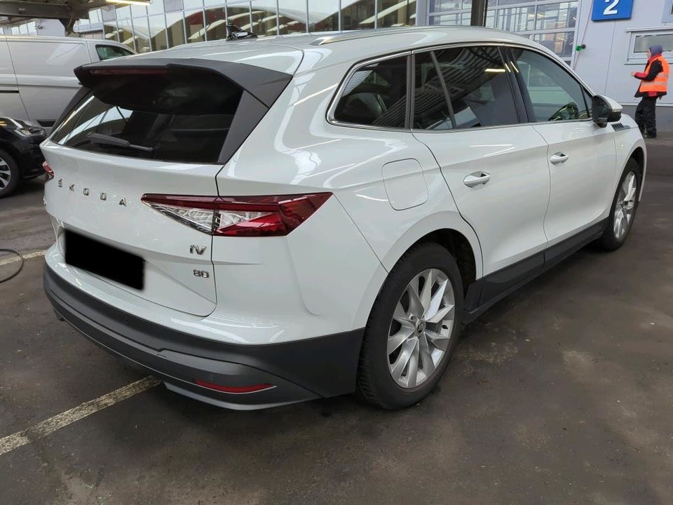 Skoda Enyaq 80 iV Plus Suite 5d