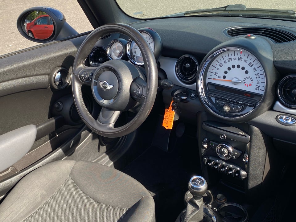 MINI Cooper 1,6 Cabriolet 2d