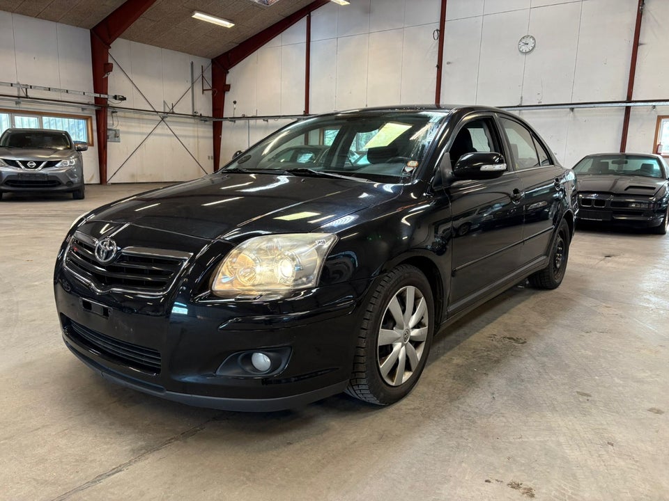 Toyota Avensis 1,8 Sol+ 4d