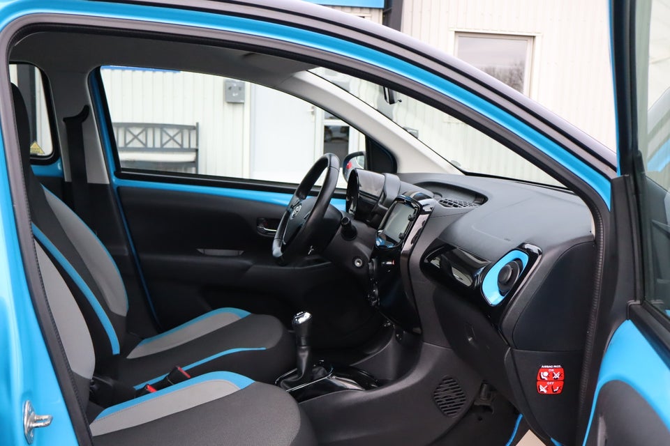 Toyota Aygo 1,0 VVT-i x-clusiv 5d