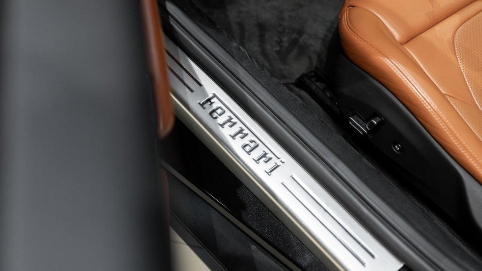 Ferrari Portofino 3,9 DCT 2d