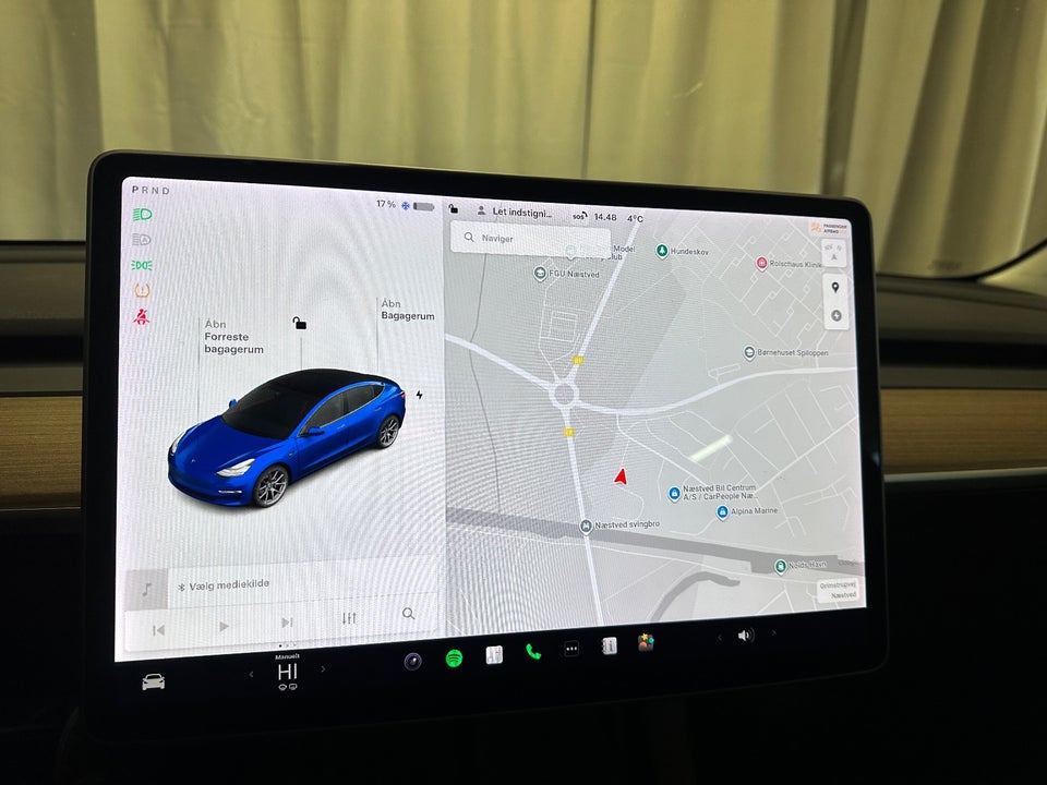 Tesla Model 3 Long Range AWD 4d