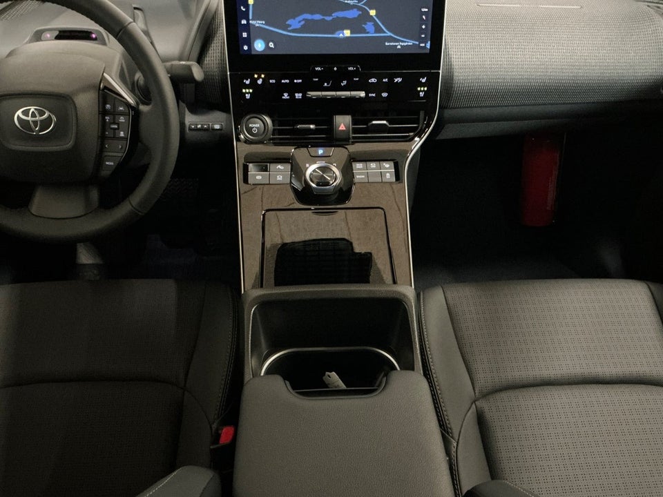 Toyota bZ4X Executive 5d