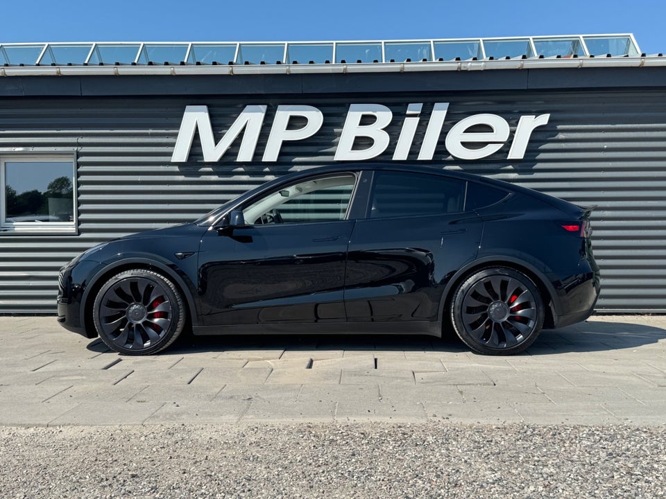 Tesla Model Y Performance AWD 5d