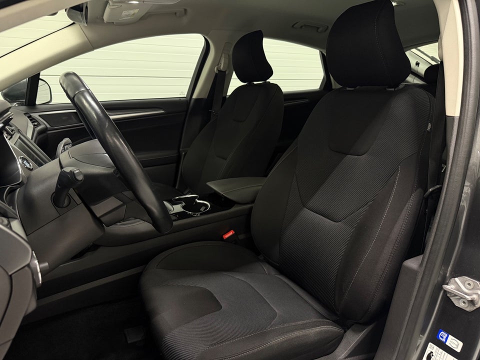 Ford Mondeo 1,5 SCTi 160 Titanium 5d