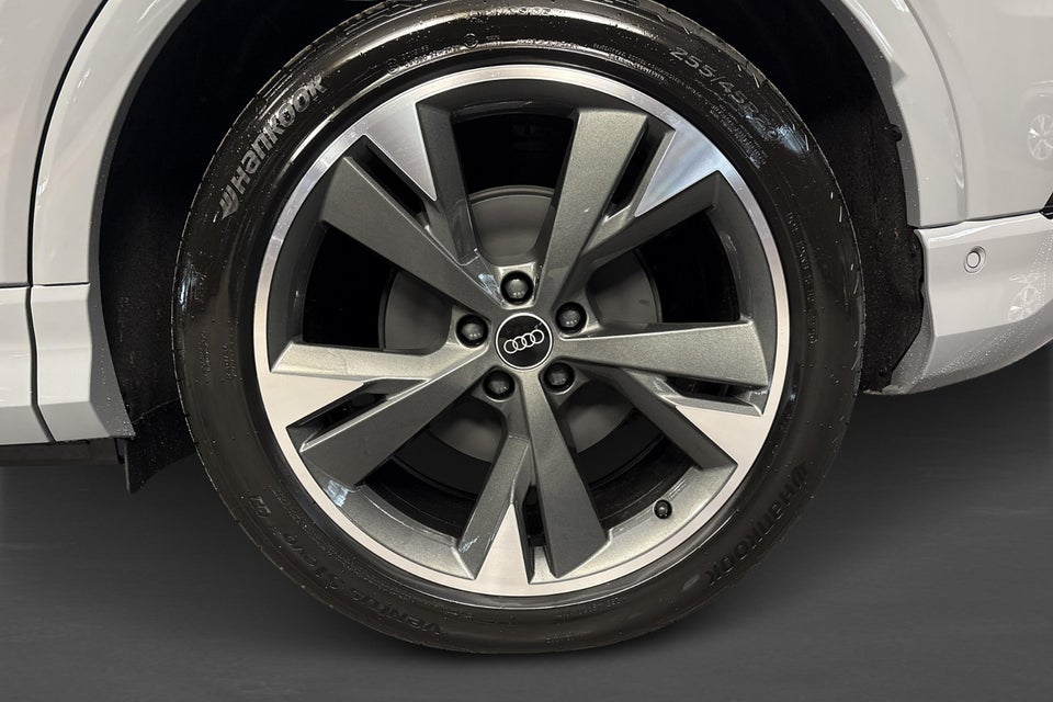 Audi Q4 e-tron 45 S-line Edition 5d