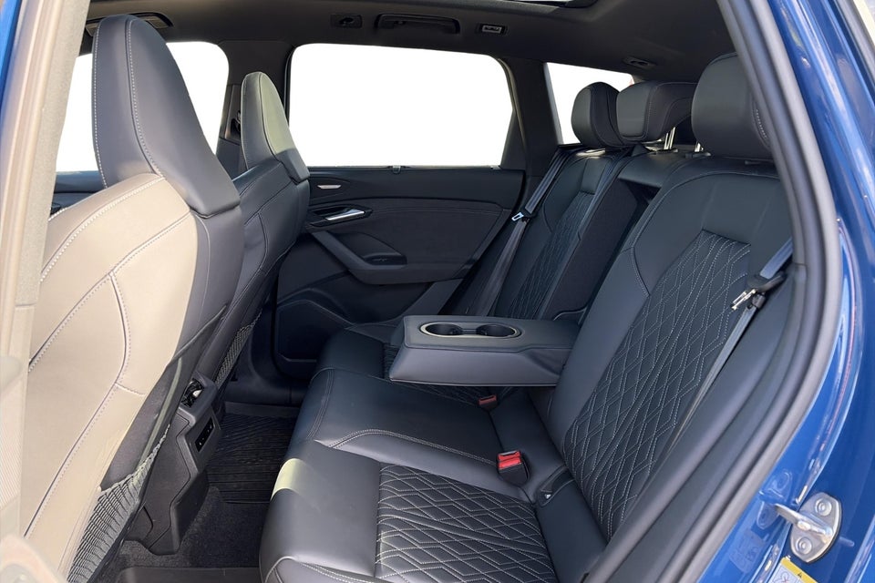 Audi Q6 e-tron Ultra quattro 5d