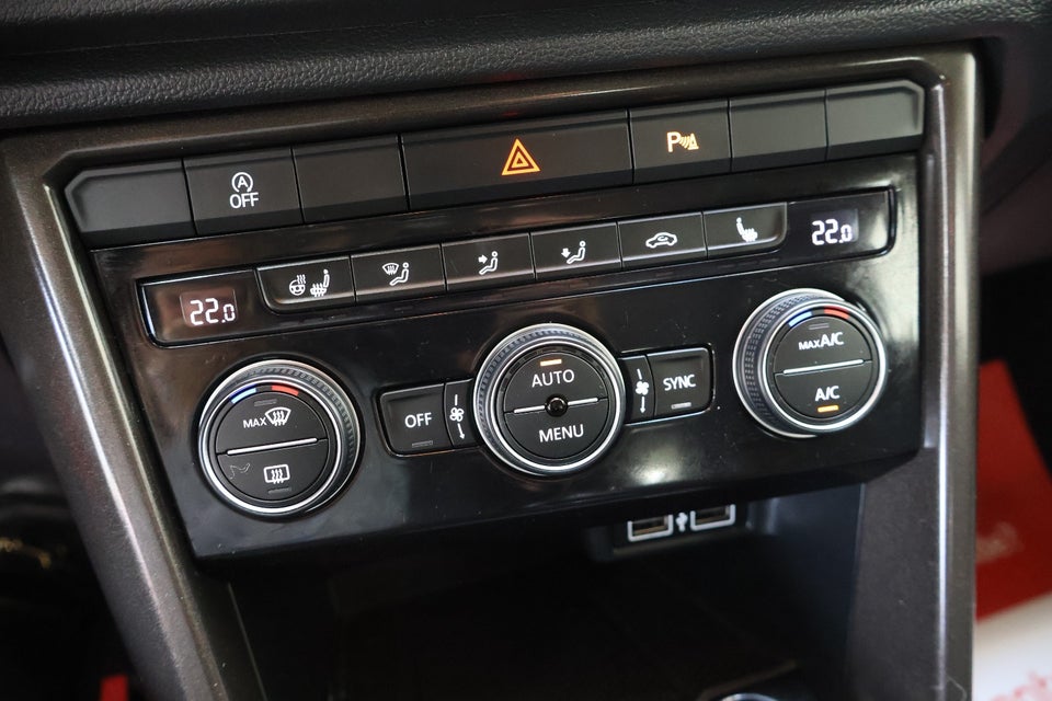 VW T-Roc 1,0 TSi 115 Style 5d