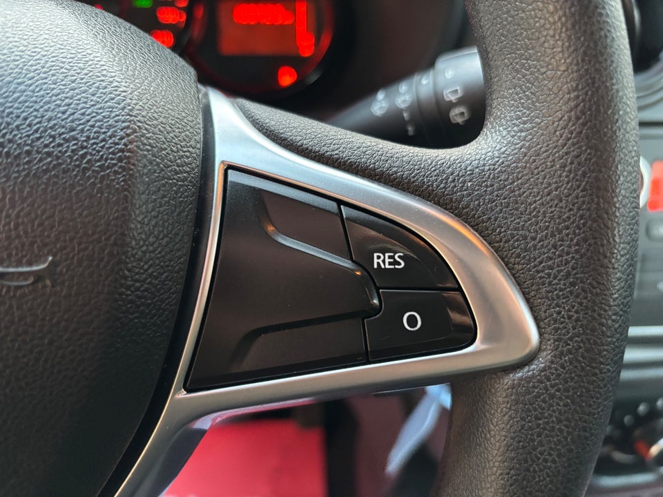 Dacia Lodgy 1,3 TCe 100 Streetway 7prs 5d