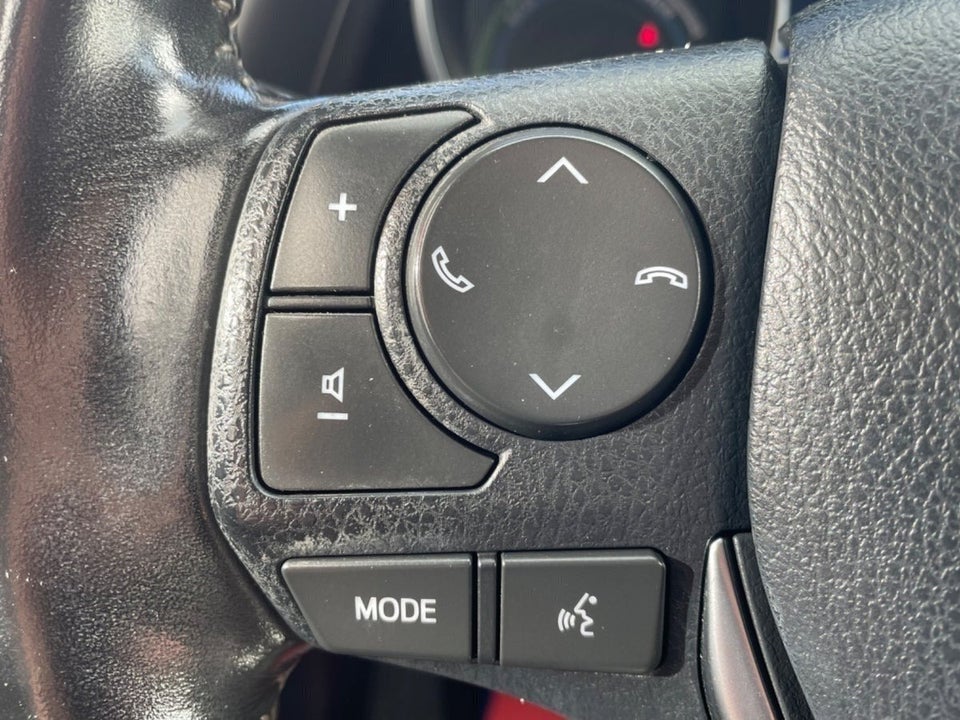 Toyota Auris 1,8 Hybrid H2 Comfort Touring Sports CVT 5d