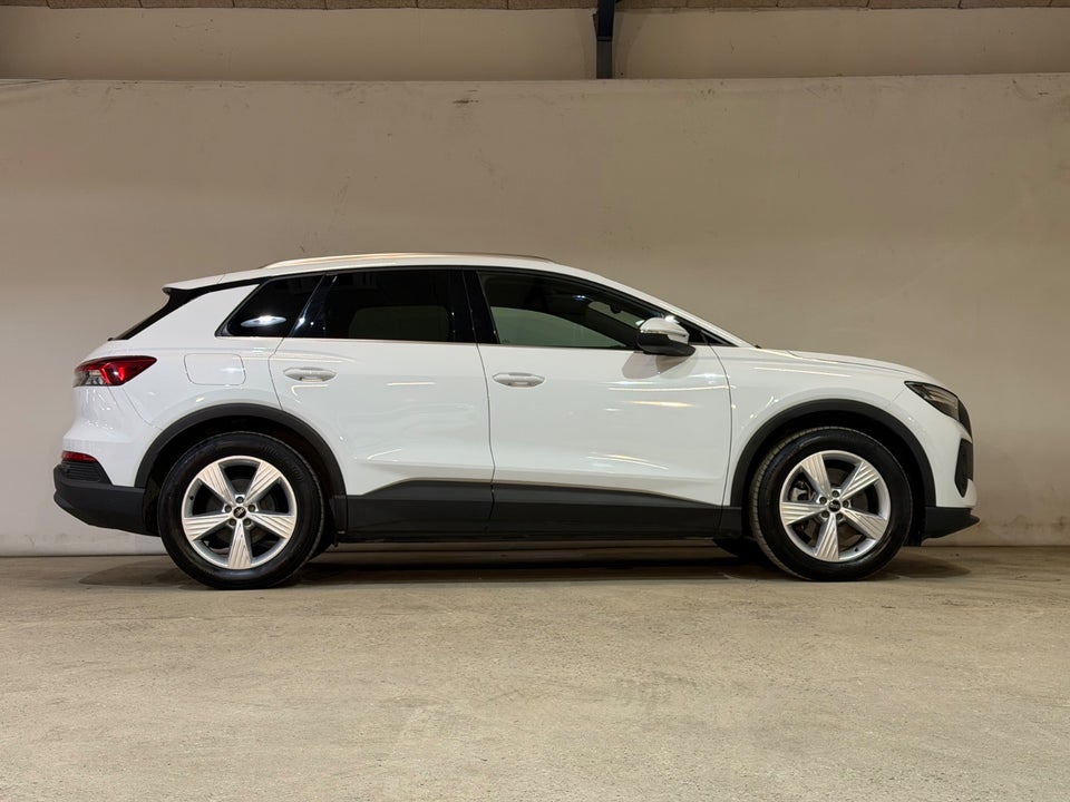 Audi Q4 e-tron 40  5d
