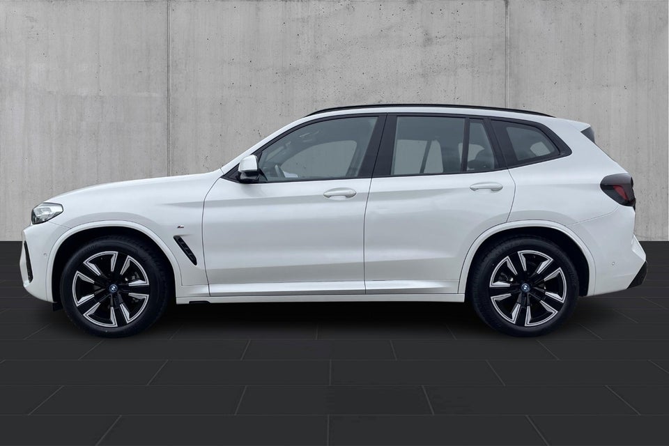 BMW iX3 Charged M-Sport 5d