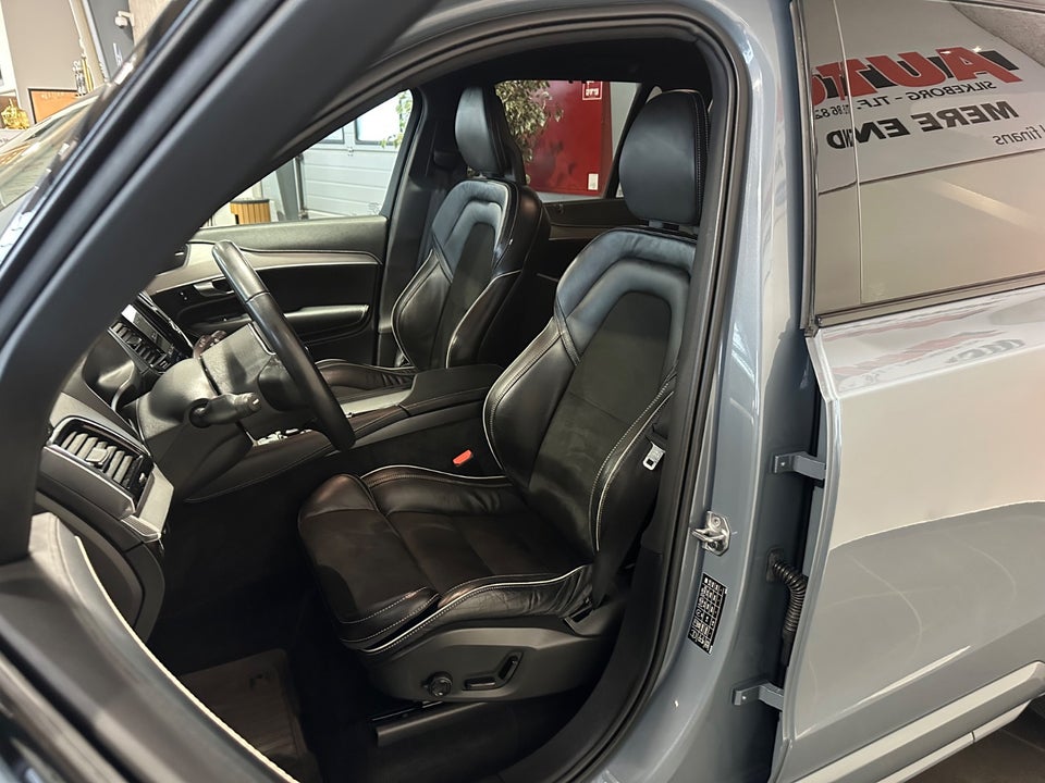 Volvo XC90 2,0 B5 235 R-Design aut. AWD Van 5d