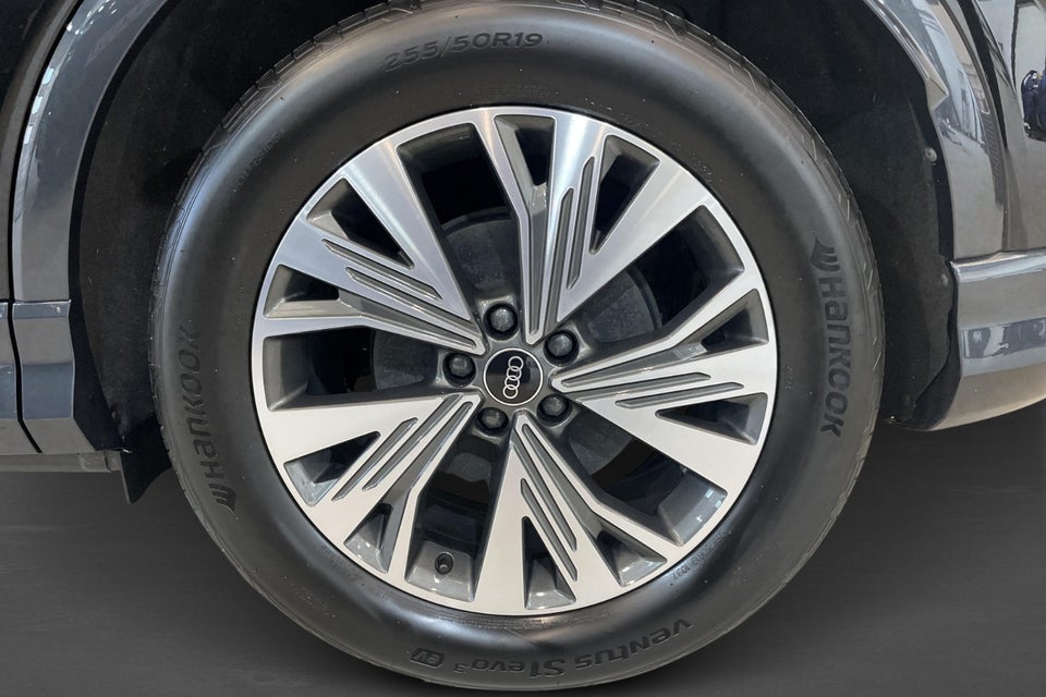 Audi Q4 e-tron 45 Progress 5d