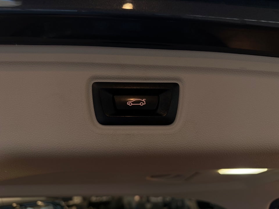 BMW 320d 2,0 Touring Sport Line aut. 5d